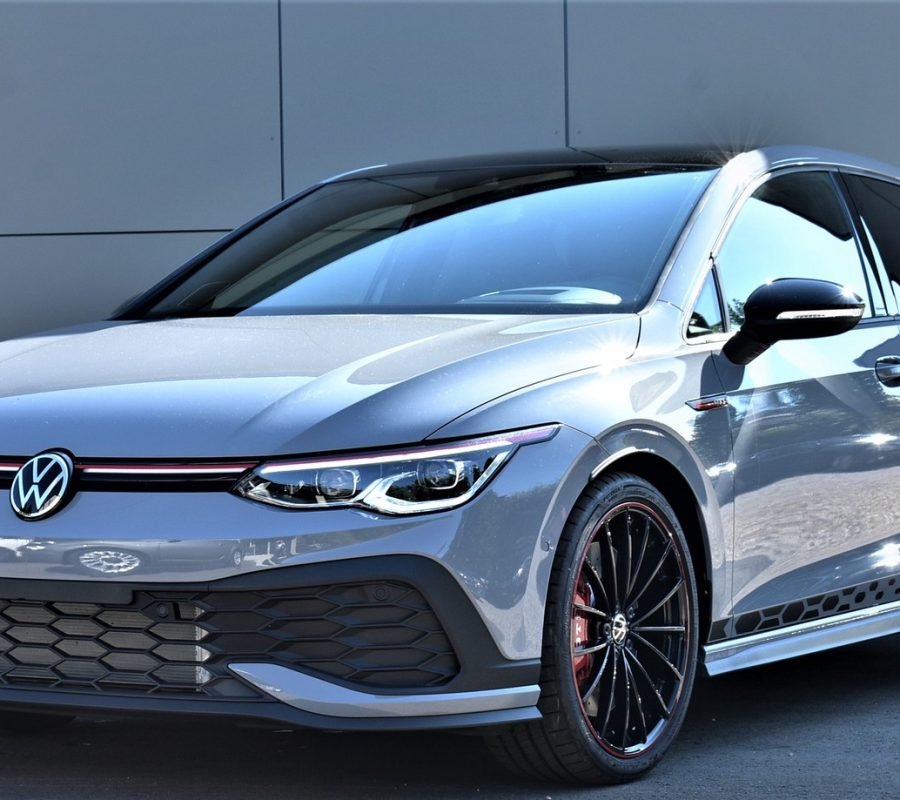 Volkswagen Golf GTI 8 Clubsport 45 Edition DCC/Pano/R.Kamera/Park Assist/Keyless in Pfullingen